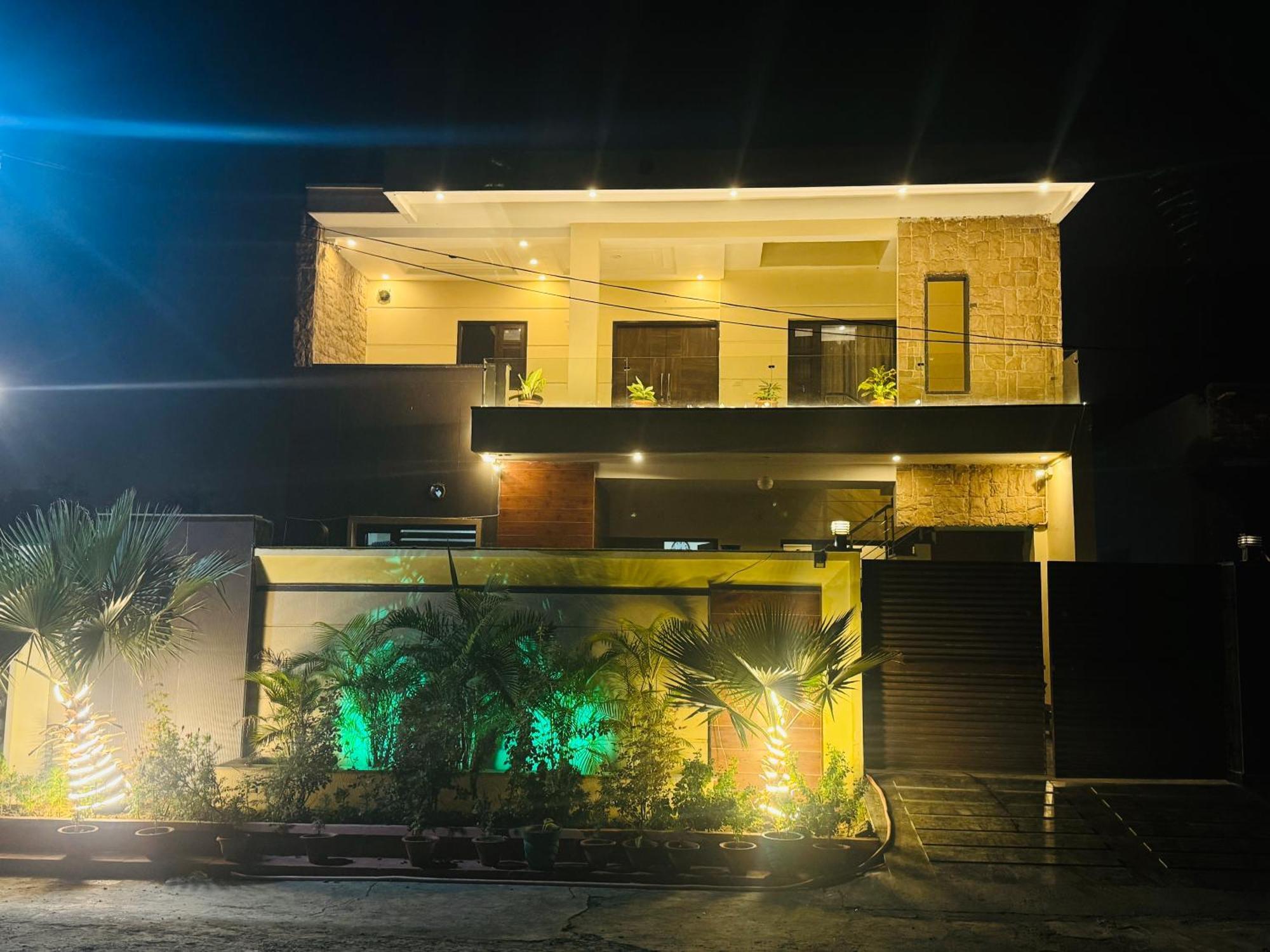 Homestay Sandhu Amritsar