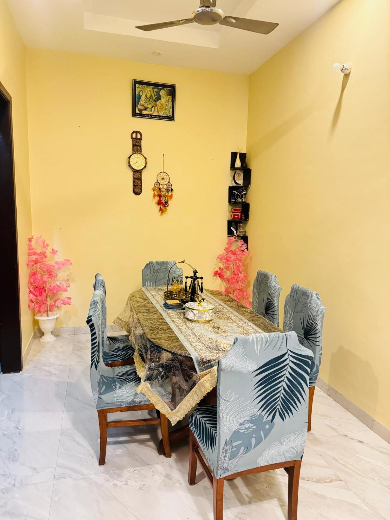 Sandhu Homestay